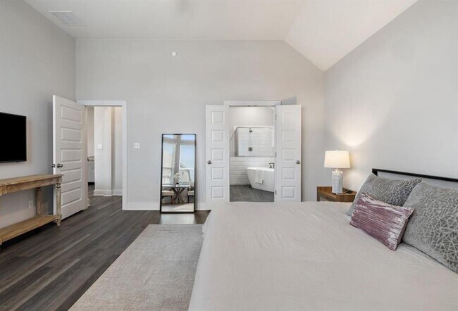 Building Photo - 20813 Claire Jean Path