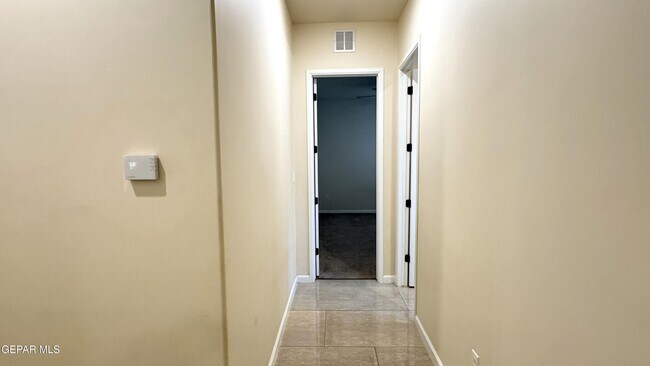 Building Photo - 12408 Fresh Water Dr