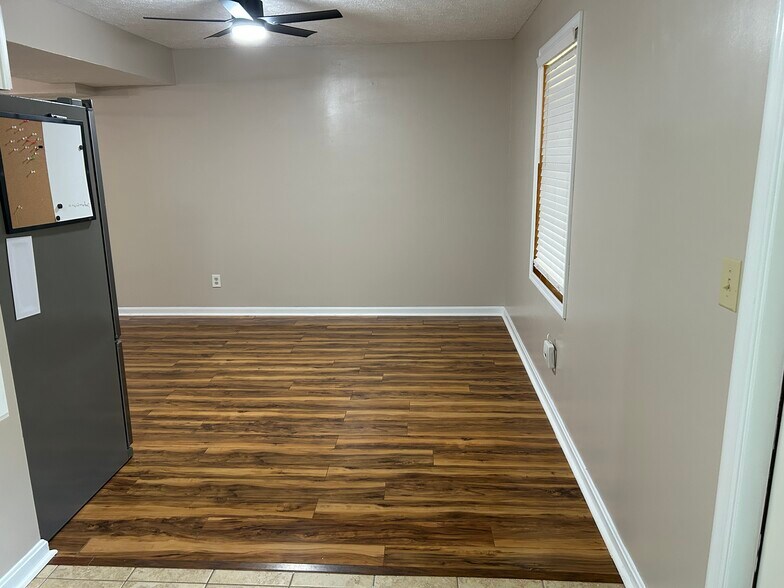 Building Photo - 22889 Kimberly Ct