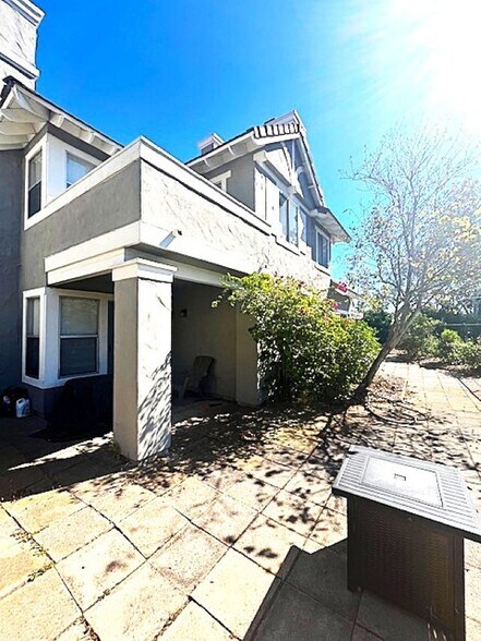 Building Photo - 11303 Olympia Fields Row