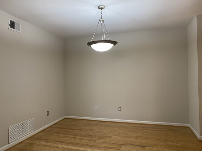 Dining area (empty) - 1468 Briarwood Rd NE