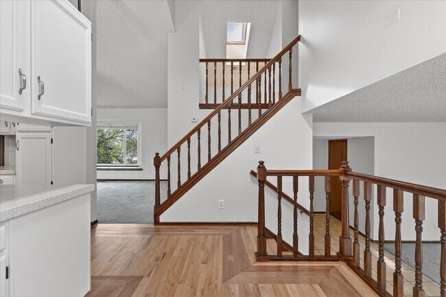 Building Photo - 4BR/4BA Updated Home with Finished Basement Suite & Landscaped Yard