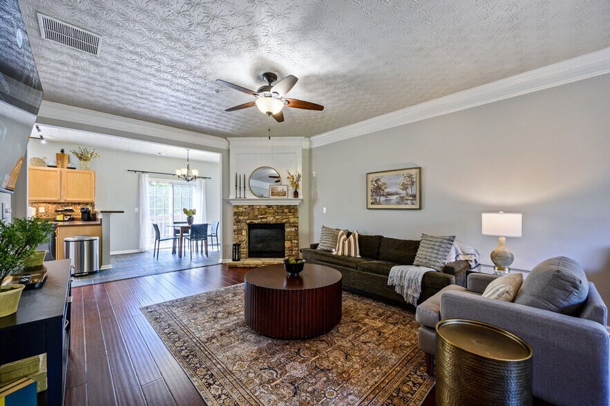 Building Photo - 349 Antebellum Pl
