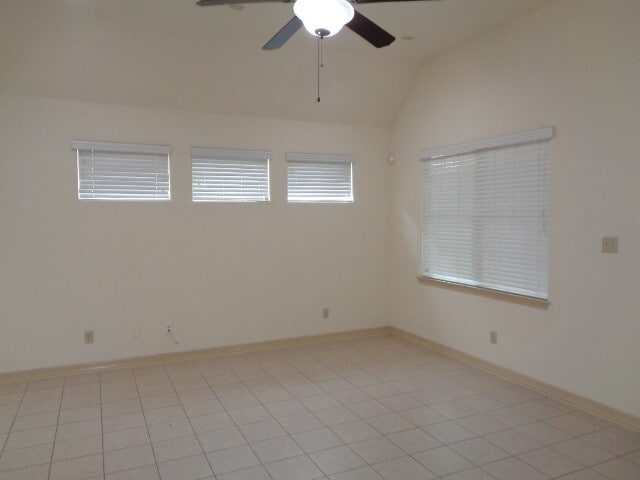 Building Photo - 10332 Stone Gate Dr
