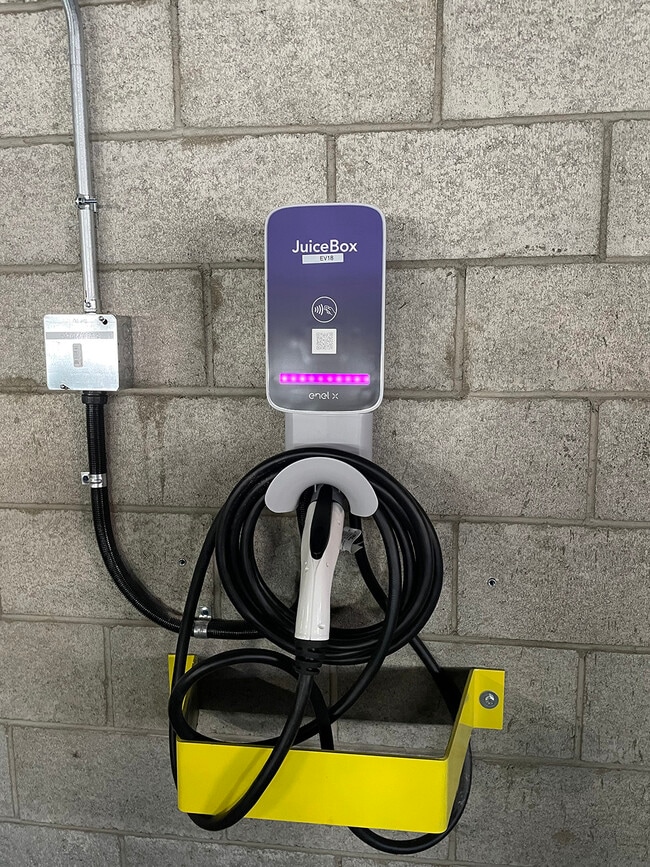 EV Charging Station - 5330 Satsuma Ave