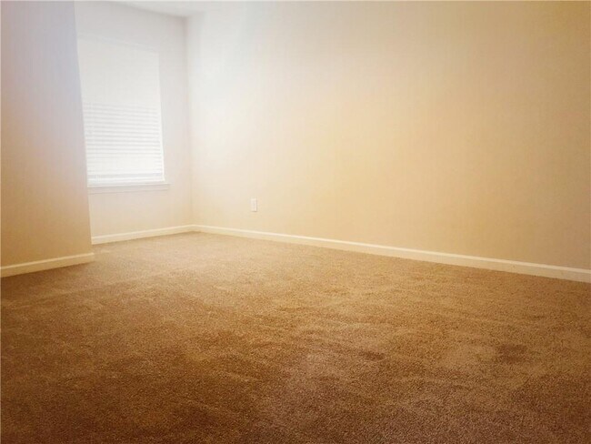 Building Photo - 3472 Sardis Bend Dr