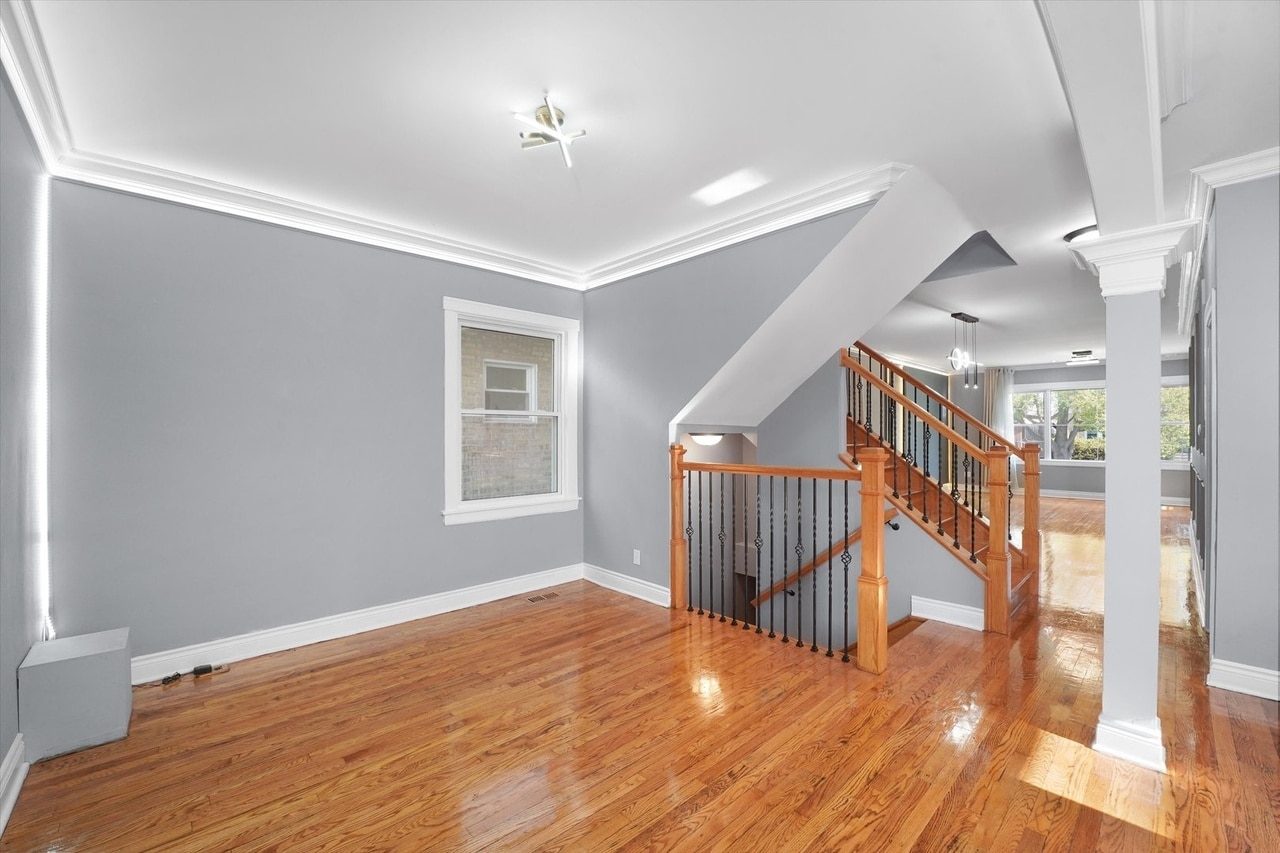 Building Photo - 5151 W Fletcher St