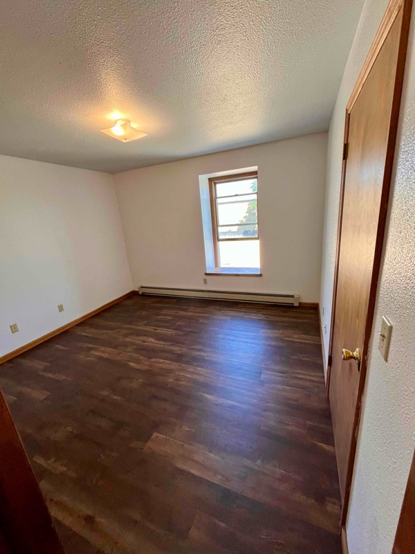 Building Photo - 104 High St