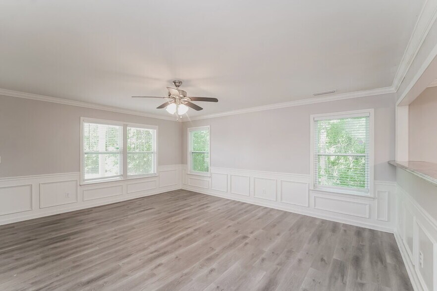 Building Photo - 1088 Joselynn Drive