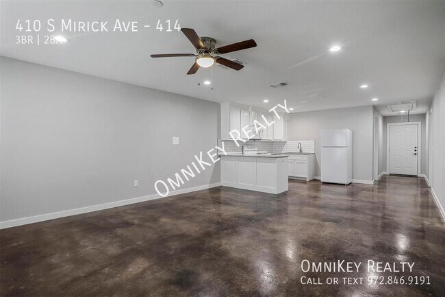 Building Photo - 410 S Mirick Ave