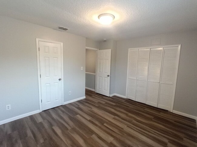 Building Photo - Pepperdine Place