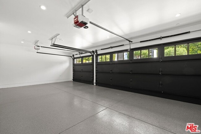 Building Photo - 1744 Correa Way