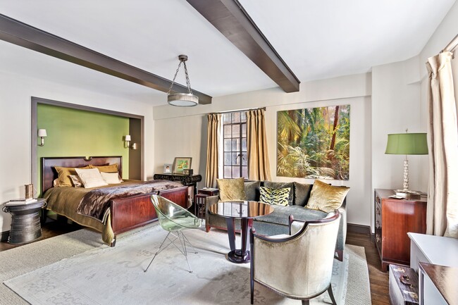 Building Photo - 45 Tudor City Pl