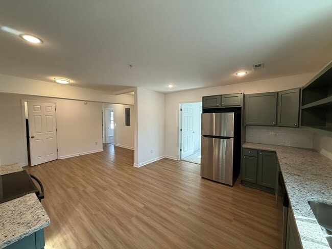 Building Photo - Apartment Home for Rent in Scottsboro, AL!!