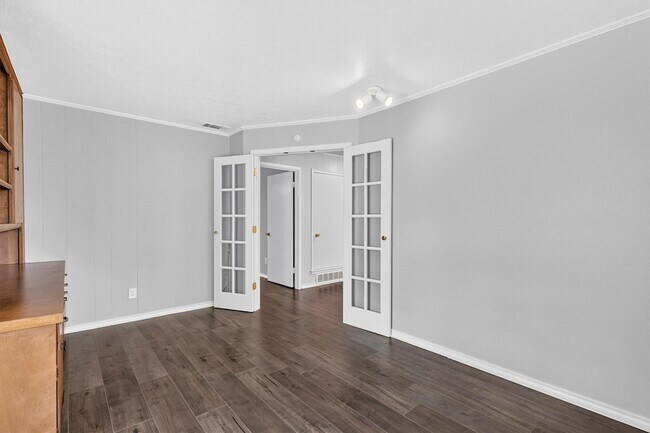 Building Photo - 11143 Joymeadow Dr