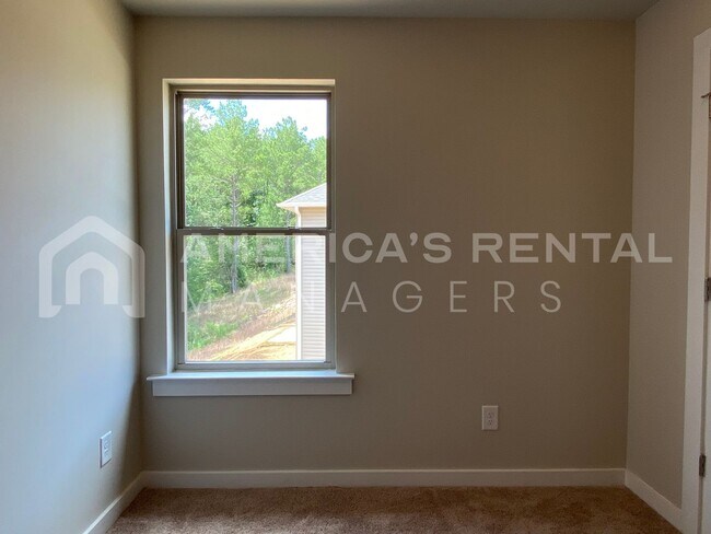 Building Photo - DEPOSIT PENDING!!! - Home for Rent in Odenville, AL! Available to View Now!