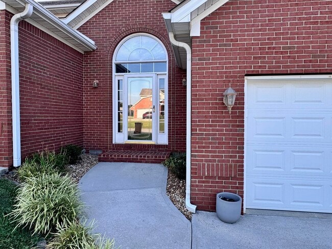 Building Photo - 88 St Annes Ct