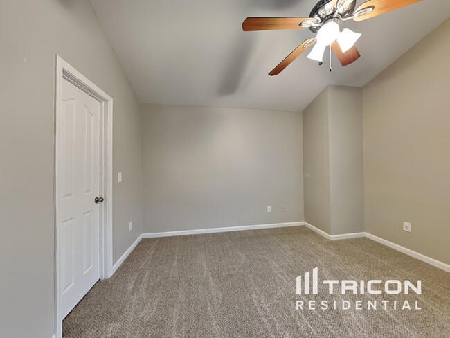 Building Photo - 5312 Catrina Way