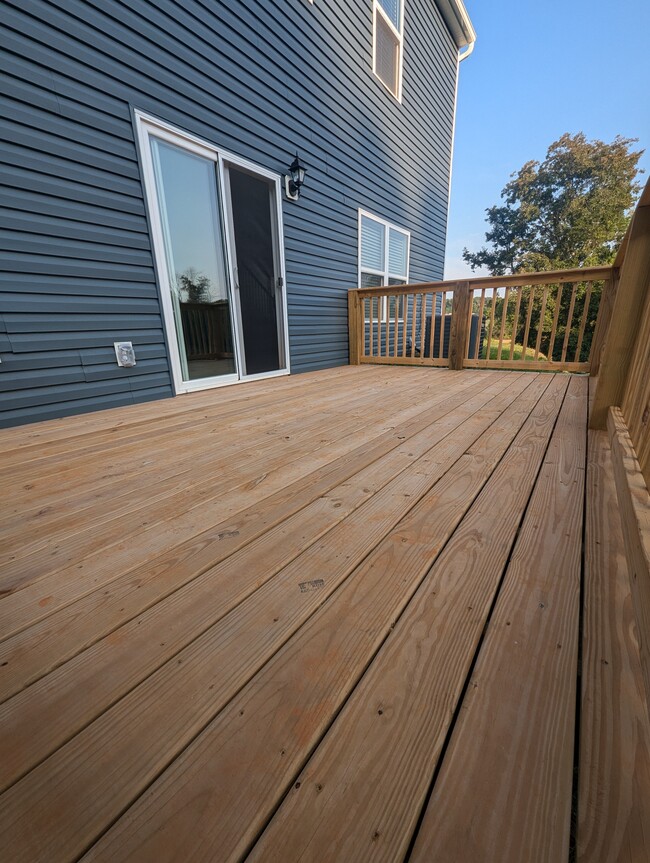 Building Photo - 7201 Jumping Jack Ln