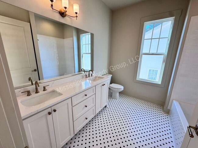 Building Photo - The Southern - 3BR/3BA For Rent