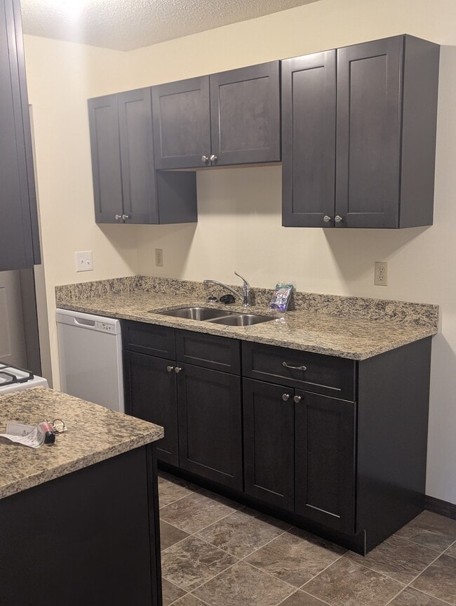 Building Photo - Wright Way Property