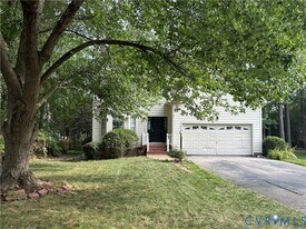 Building Photo - 12305 Maybrook Ln