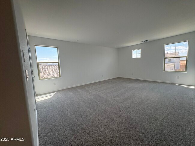 Building Photo - 25255 N 172nd Ln
