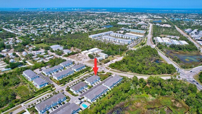 Building Photo - 229 Preserve Trl S