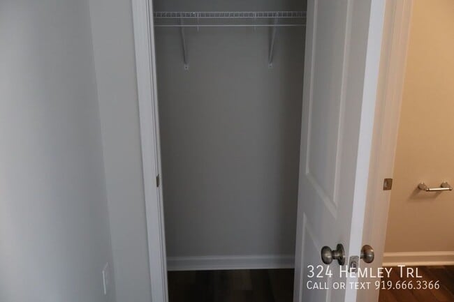 Building Photo - 324 Hemley Trl