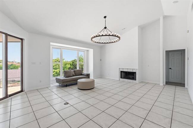 Building Photo - 409 Beardsley Ln