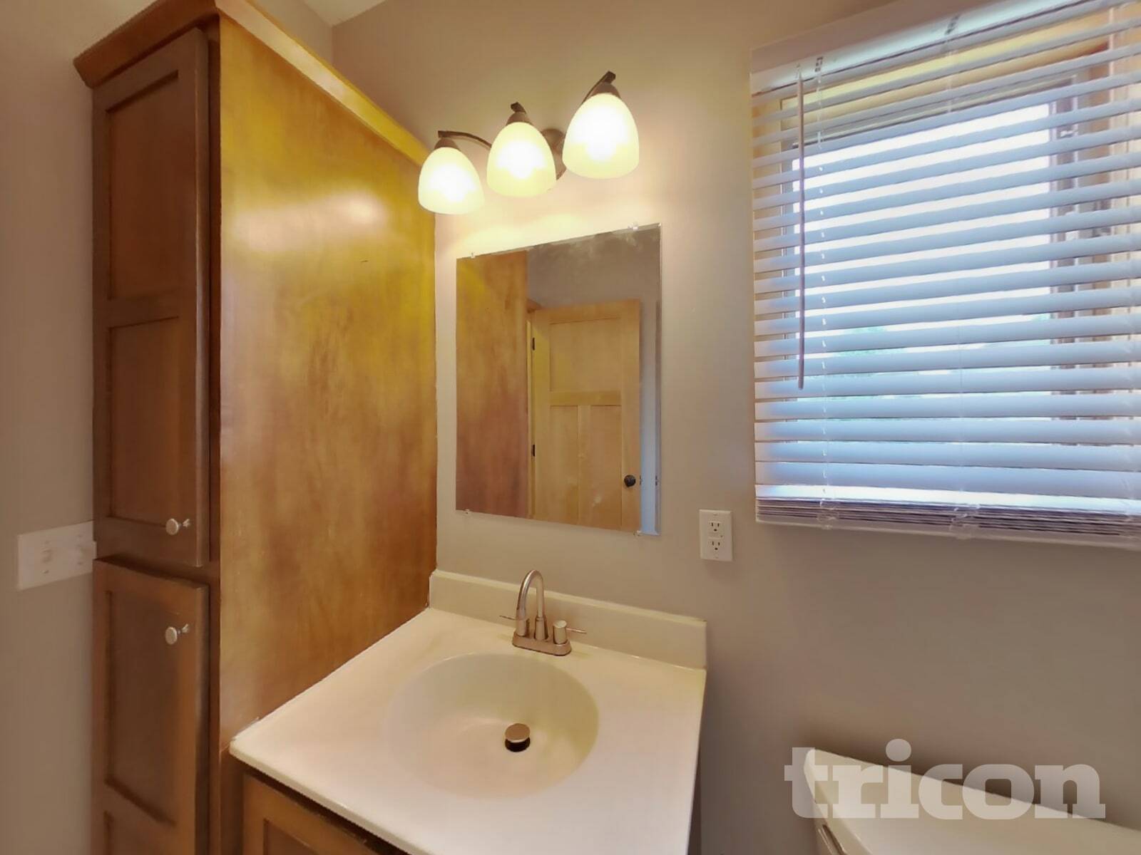 Building Photo - 633 Savanna Trail