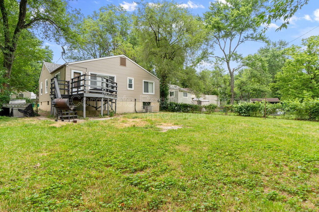 Building Photo - 2019 Raven Dr