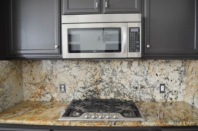 Building Photo - Spacious Riverlakes Golf Course Home with Pool, Spa & 3-Car Garage