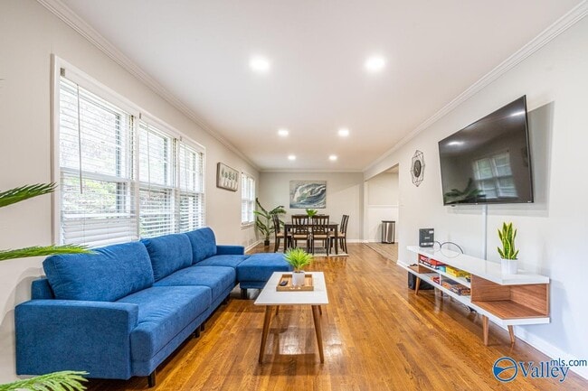 Building Photo - 103 Noble Dr SE