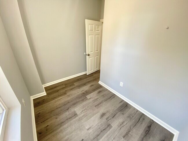 Building Photo - 459 N Dearborn St