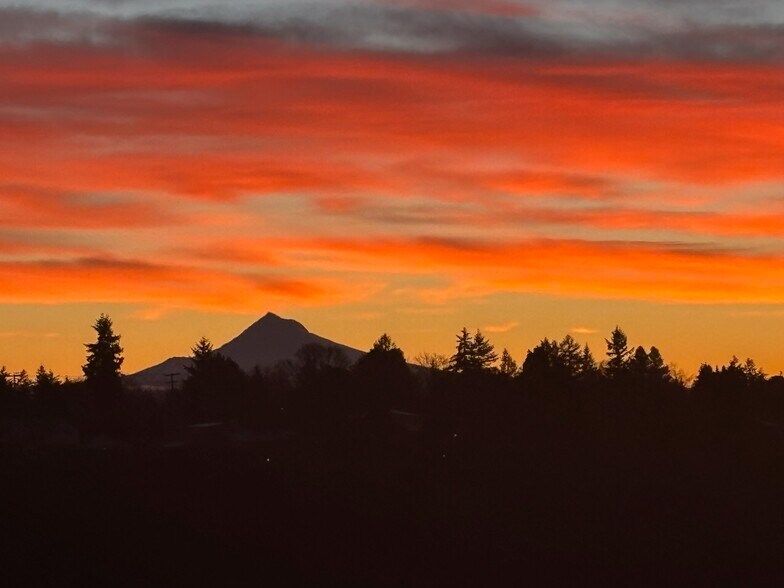 Another astonishing morning view from deck - 7511 N Edgewater Ave