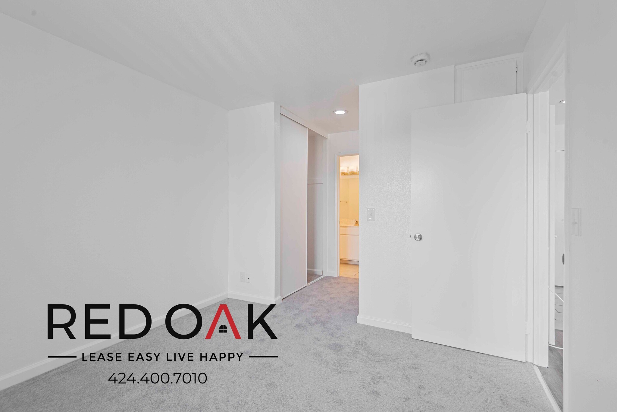 Building Photo - 16200 Vermont Ave