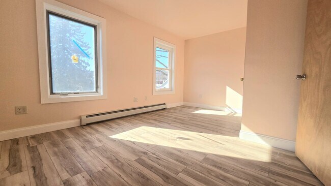 Building Photo - 106 Madison Ave