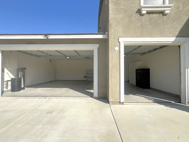 Building Photo - 7143 Leighton Dr