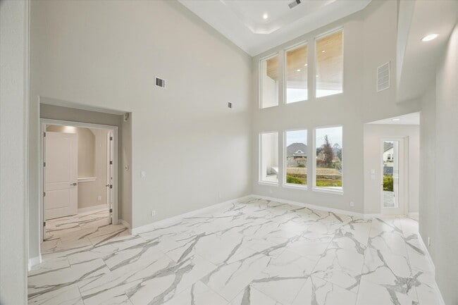 Building Photo - 602 Appia Dr