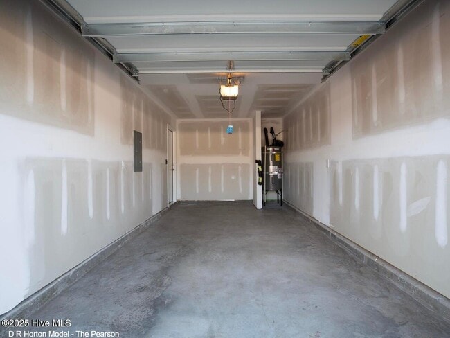 Building Photo - 117 S Grassland Rd