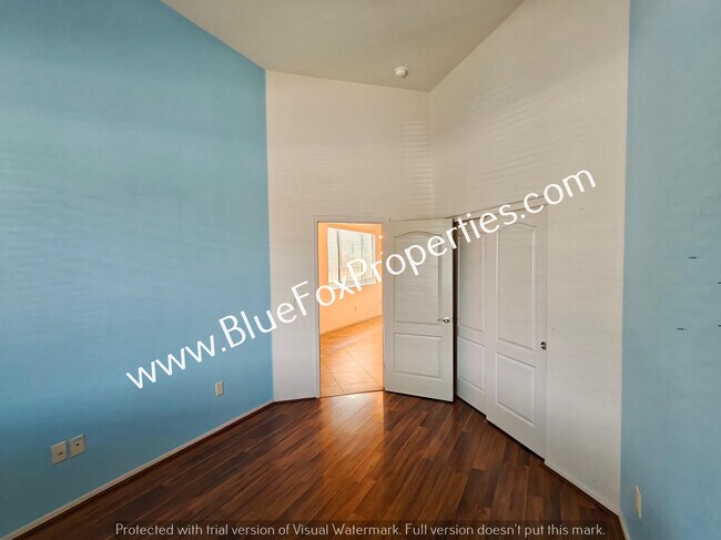 Building Photo - 12785 N Seacliff Pl