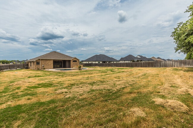 Building Photo - 222 Sand Flat Ln