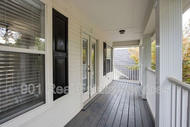 Building Photo - 1413 Island Town Dr