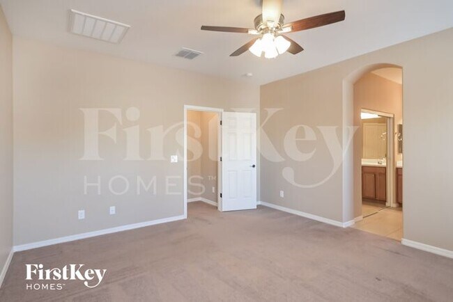 Building Photo - 1486 W Hoptree Ave