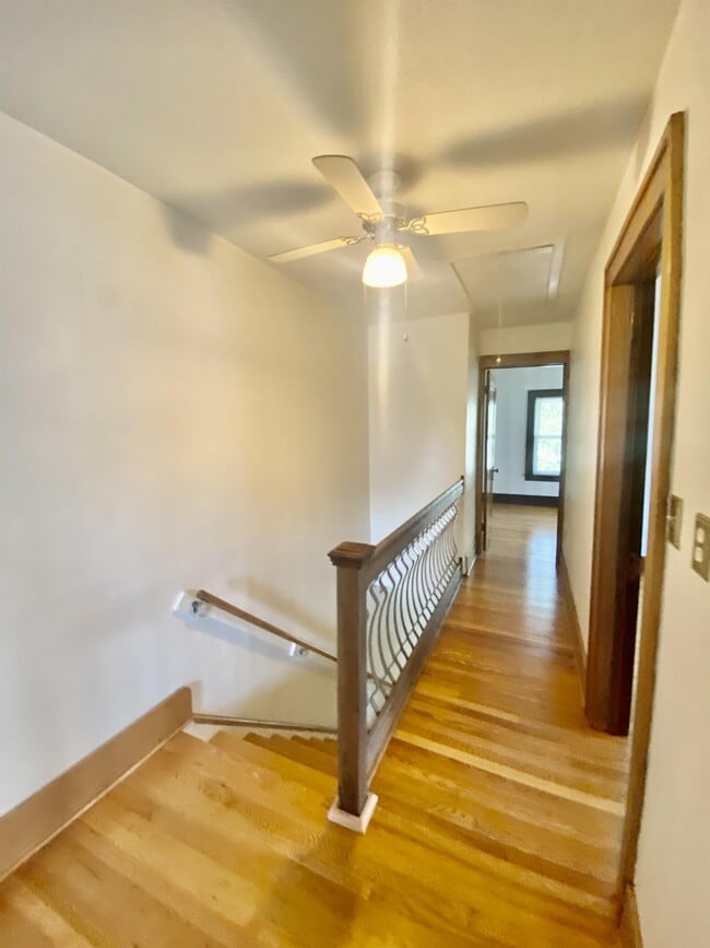 Building Photo - 333 Orange St