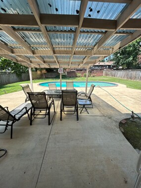 Building Photo - 2802 Curry Dr