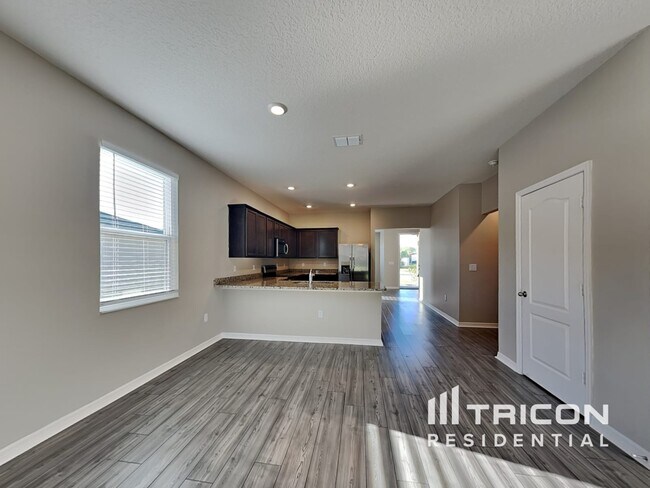 Building Photo - 6336 Dolostone Dr