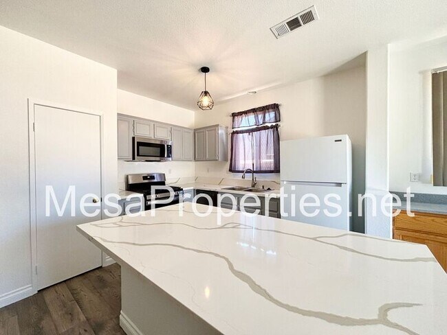 Building Photo - 13034 Lehigh Ct