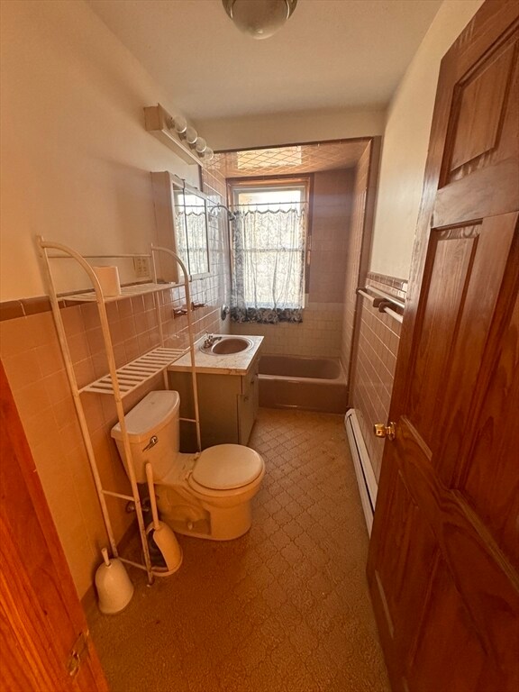 Building Photo - 26 Rockwell Ave